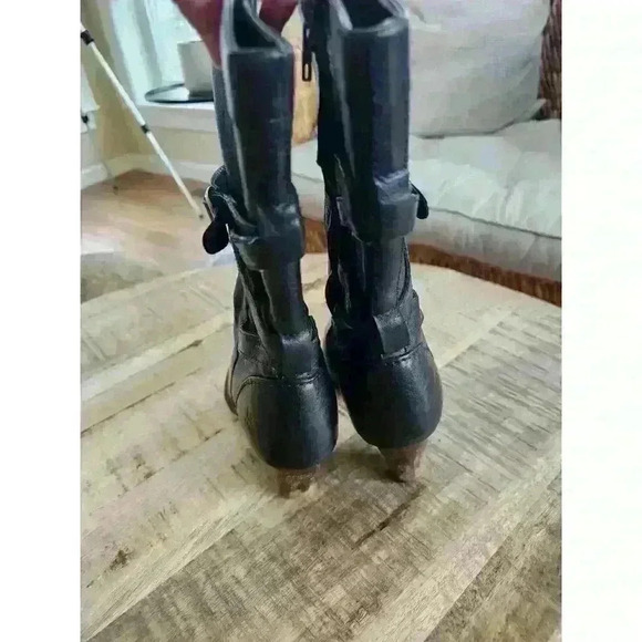 UGG Caroline High Heel Black Leather Side Zip Winter Boots Womens Size 6 - Picture 13 of 16